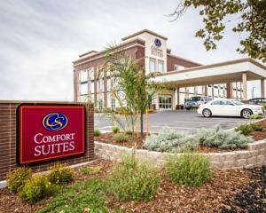 Comfort Suites Woodland - Sacramento Airport Hotel  Hotels