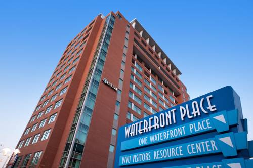 Waterfront Place Hotel